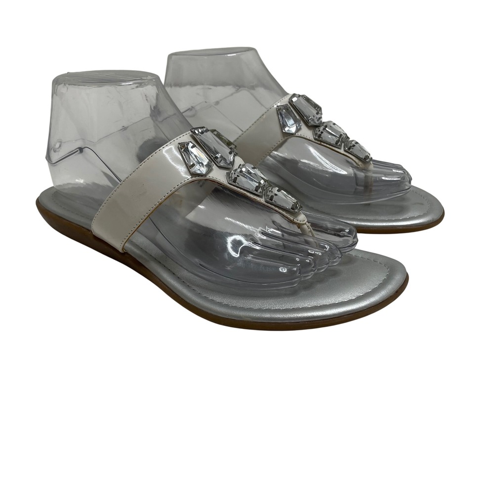 Bandolino BDJESANE White Silver Jeweled T-Strap Flat Thong Sandals Womens 8.5M‎